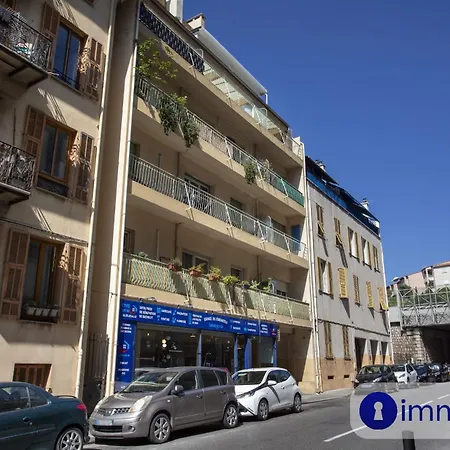 شقة Air-conditioned In The Carras District Close To The Sea *